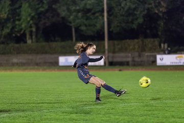 Bild 36 - B-Juniorinnen VfL Pinneberg - Eimsbuettler TV : Ergebnis: 1:0